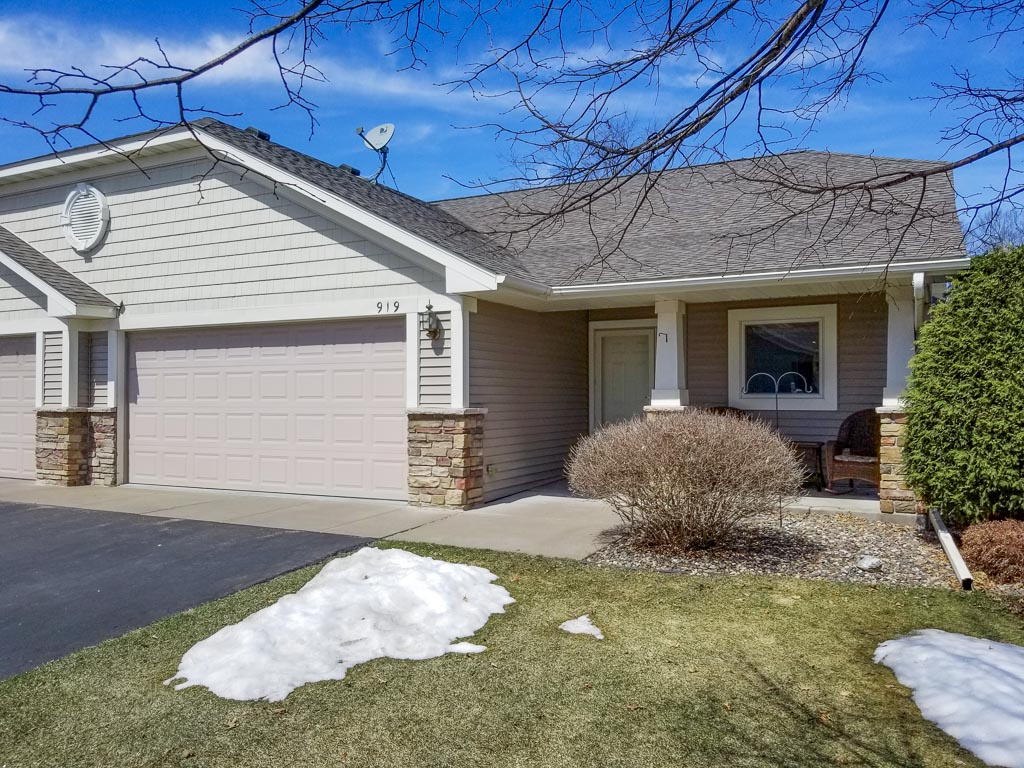 Hudson, WI One Level Town Home for Sale Offer Accepted! • Durham